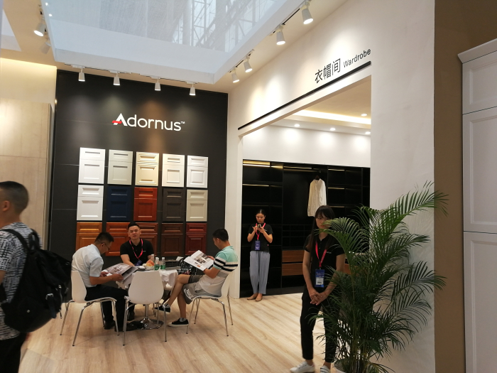 深圳展会展位搭建平台创意表现展位搭建效果图分享